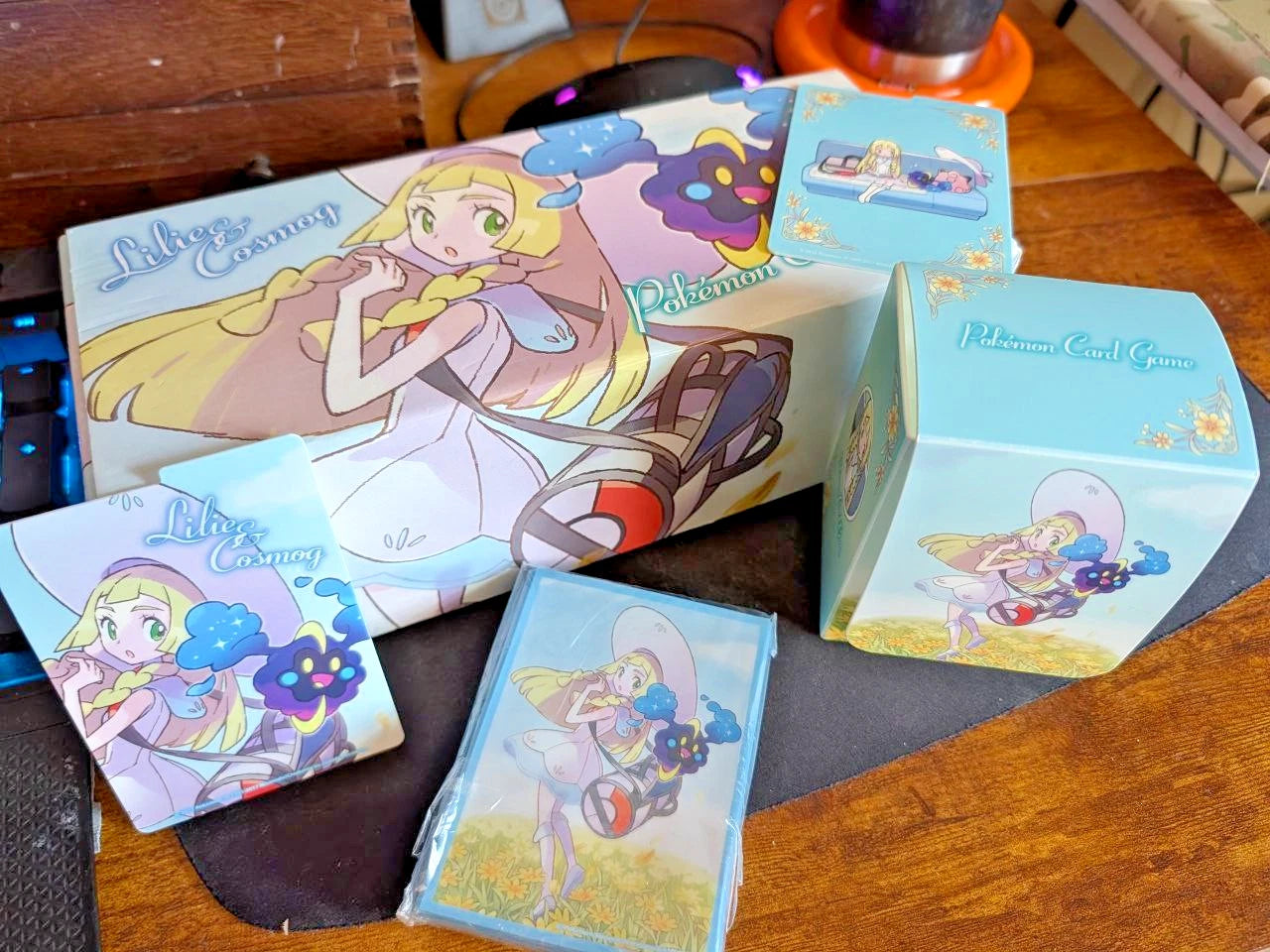 Japanese Pokemon TCG Sun & Moon Special Box Lillie & Cosmog Box & Sleeves