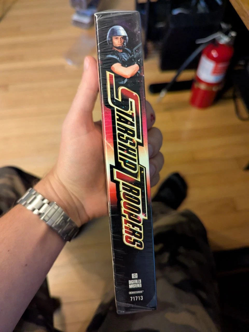 Starship Troopers Denise Richads & Cast SEALED VHS Tape Signed Autographed Mint